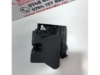 bontott DACIA JOGGER Jobb hátsó Ajtózár