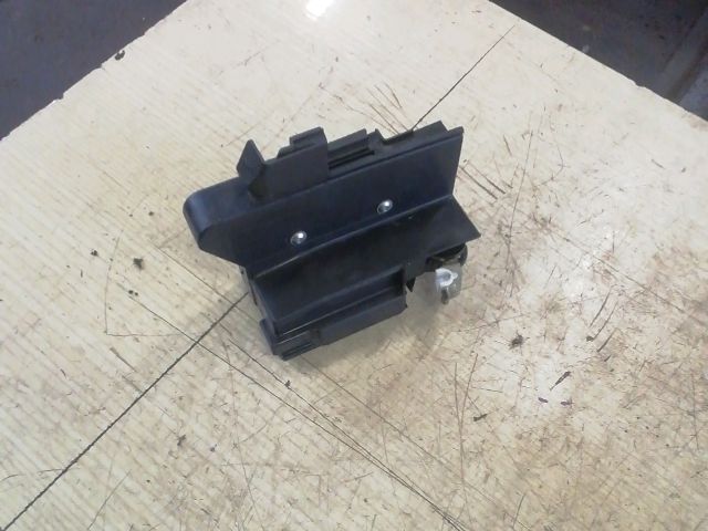 bontott DACIA JOGGER Jobb hátsó Ajtózár