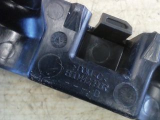 bontott DACIA JOGGER Jobb hátsó Lökhárító Tartó (Műanyag)