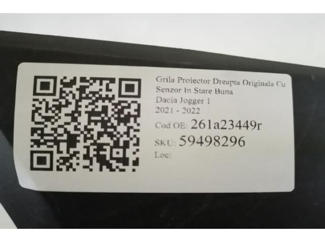 bontott DACIA JOGGER Jobb Ködlámpa Rács