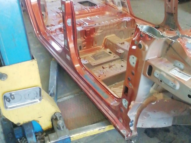 bontott DACIA JOGGER Jobb Küszöb