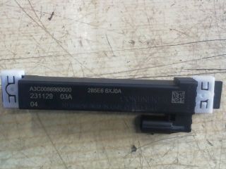 bontott DACIA JOGGER Kulcs Nélküli Nyitás Jeladó