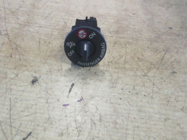 bontott DACIA JOGGER Légzsák Kapcsoló