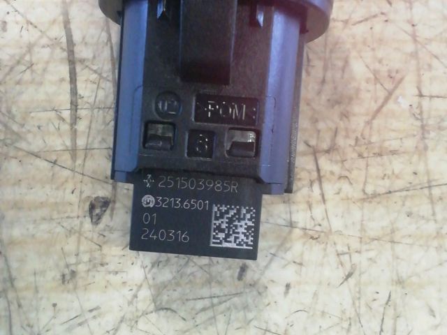 bontott DACIA JOGGER Start / Stop Indító Gomb