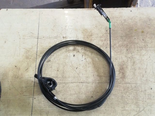 bontott DACIA JOGGER Tankajtó Nyitó Bowden