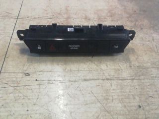 bontott DACIA JOGGER Vészvillogó Kapcsoló