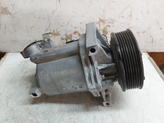 bontott DACIA LODGY Klímakompresszor