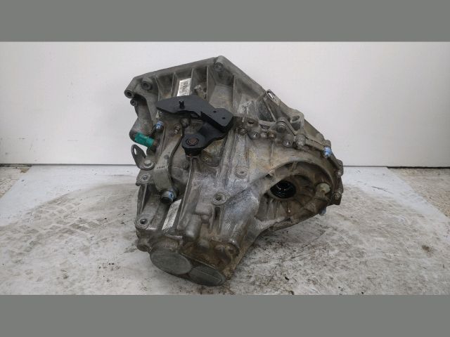 bontott DACIA LODGY Váltó (Mechanikus)