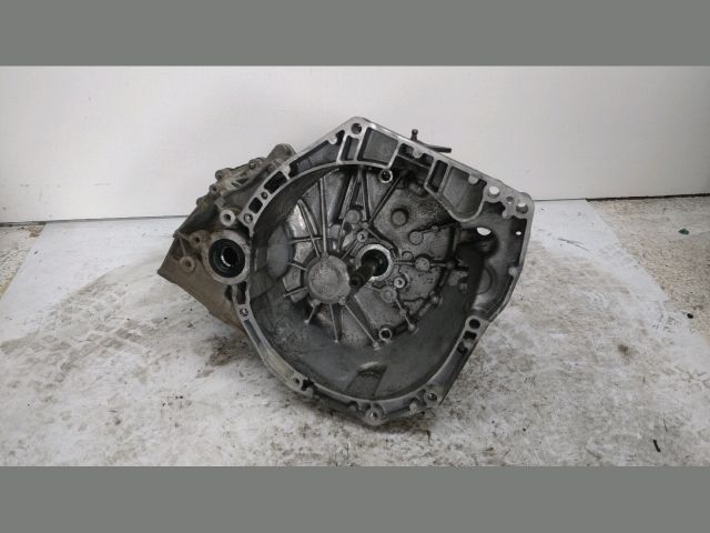 bontott DACIA LODGY Váltó (Mechanikus)