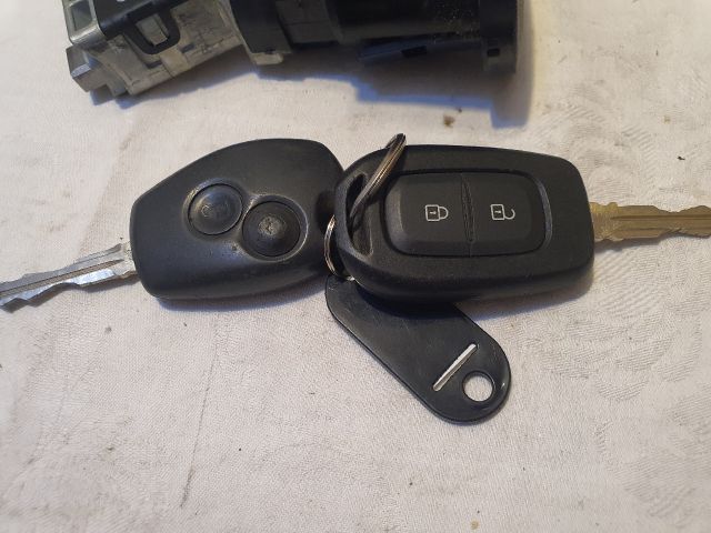 bontott DACIA LODGY Gyújtáskapcsoló Házzal