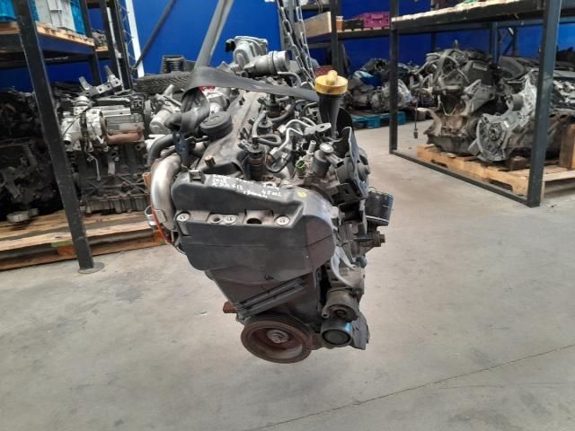 bontott DACIA LODGY Motor (Fűzött blokk hengerfejjel)