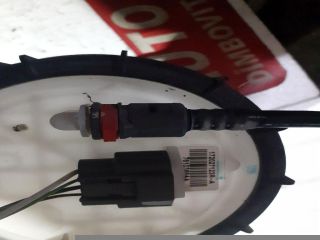 bontott DACIA LODGY Üzemanyag Szivattyú