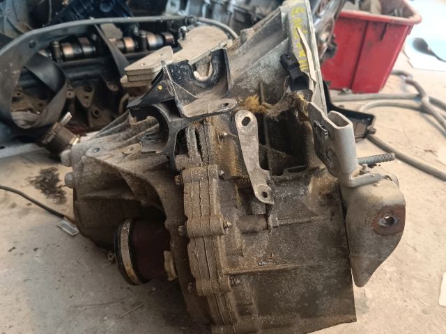 bontott DACIA LODGY Váltó (Mechanikus)