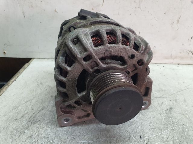 bontott DACIA LODGY Generátor