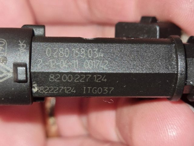 bontott DACIA LODGY Porlasztó (1 db)