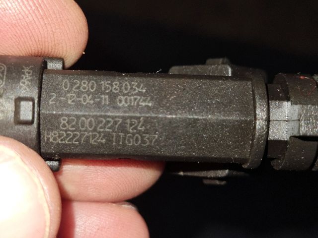 bontott DACIA LODGY Porlasztó (1 db)