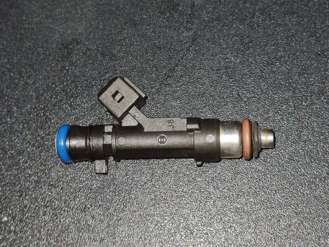 bontott DACIA LODGY Porlasztó (1 db)