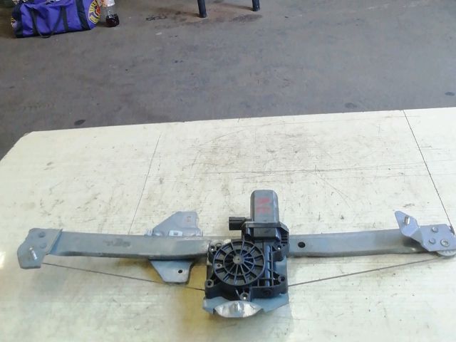 bontott DACIA LODGY Bal első Ablakemelő Szerkezet (Elektromos)