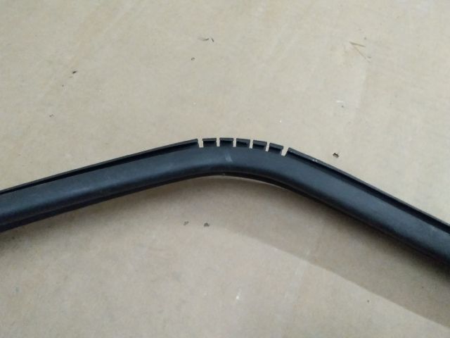 bontott DACIA LODGY Bal első Ablakvezető Gumi