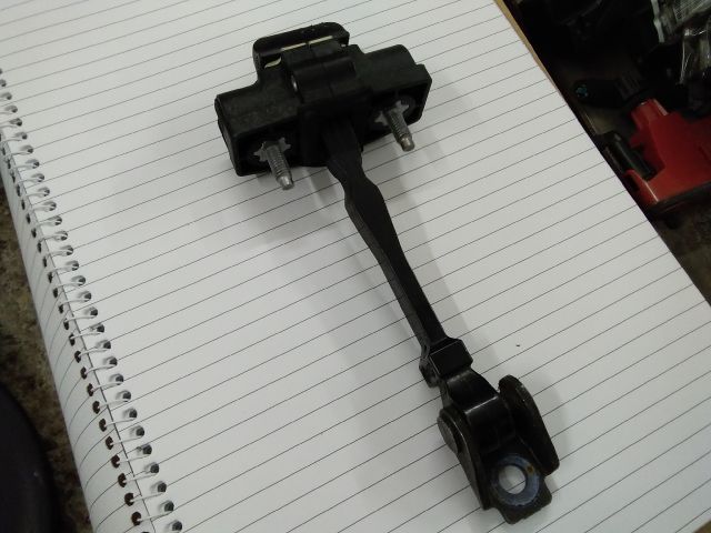 bontott DACIA LODGY Bal első Ajtóhatároló