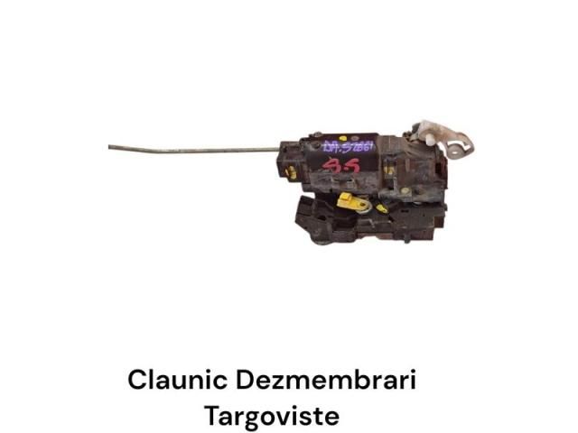 bontott DACIA LODGY Bal hátsó Ajtózár