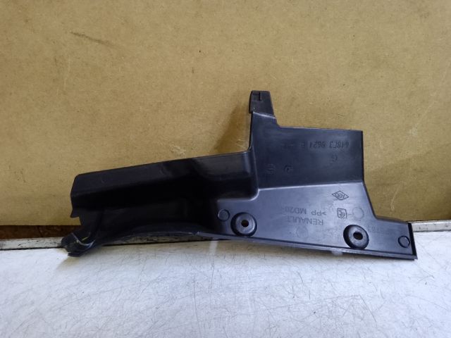 bontott DACIA LODGY Bal Sárvédő Csavar Burkolat