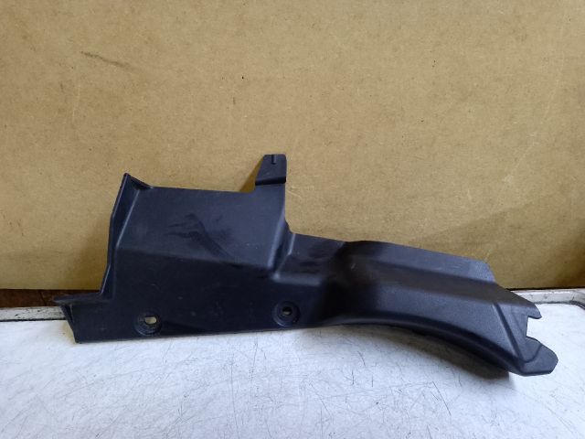 bontott DACIA LODGY Bal Sárvédő Csavar Burkolat