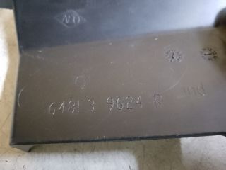 bontott DACIA LODGY Bal Sárvédő Csavar Burkolat