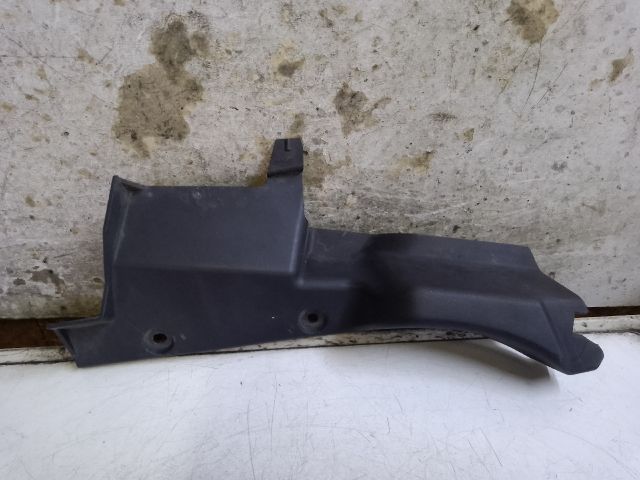 bontott DACIA LODGY Bal Sárvédő Csavar Burkolat