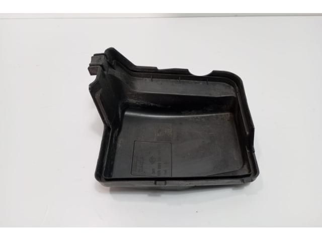 bontott DACIA LODGY Biztosítéktábla Fedél