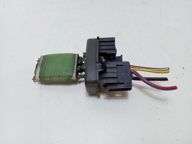 bontott DACIA LODGY Előtét Ellenállás Fűtőmotor