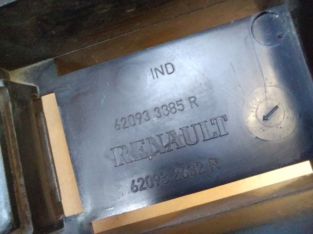 bontott DACIA LODGY Első Lökhárító Merevítő (Fém)