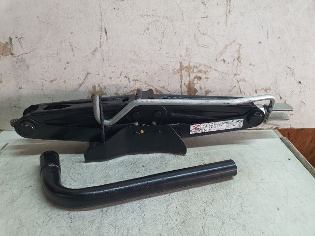 bontott DACIA LODGY Emelő