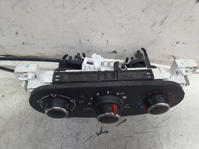 bontott DACIA LODGY Fűtéskapcsoló (manuális klímás)