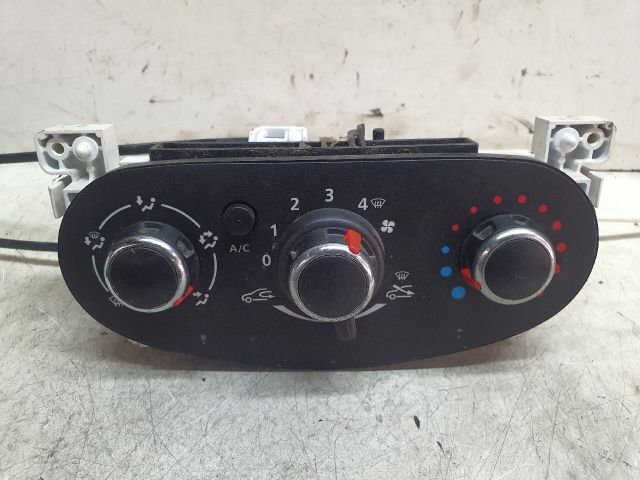 bontott DACIA LODGY Fűtéskapcsoló (manuális klímás)