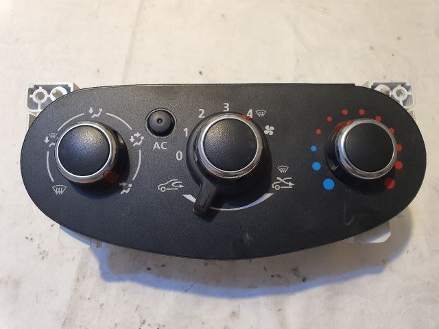 bontott DACIA LODGY Fűtéskapcsoló (Nem klímás)