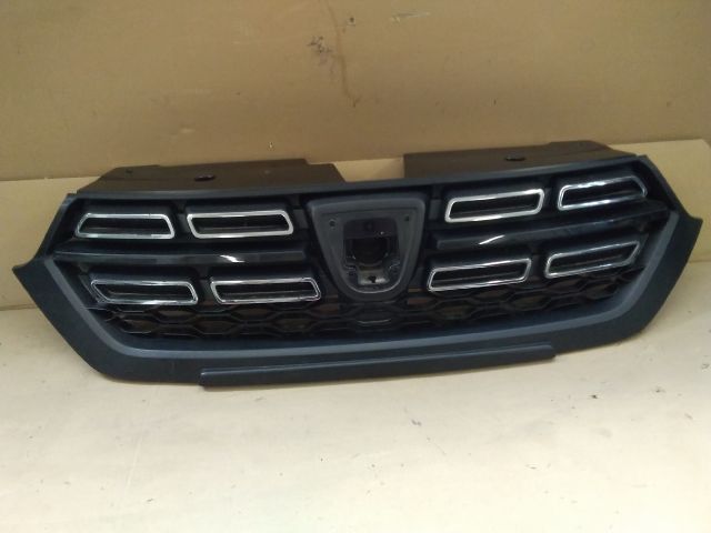 bontott DACIA LODGY Hűtőrács