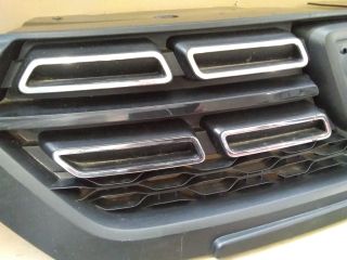 bontott DACIA LODGY Hűtőrács