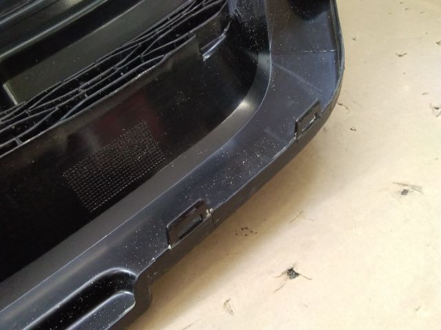 bontott DACIA LODGY Hűtőrács