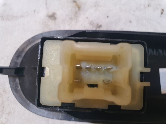 bontott DACIA LODGY Jobb első Ablakemelő Kapcsoló