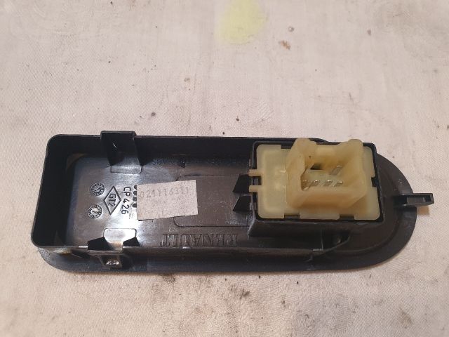 bontott DACIA LODGY Jobb első Ablakemelő Kapcsoló