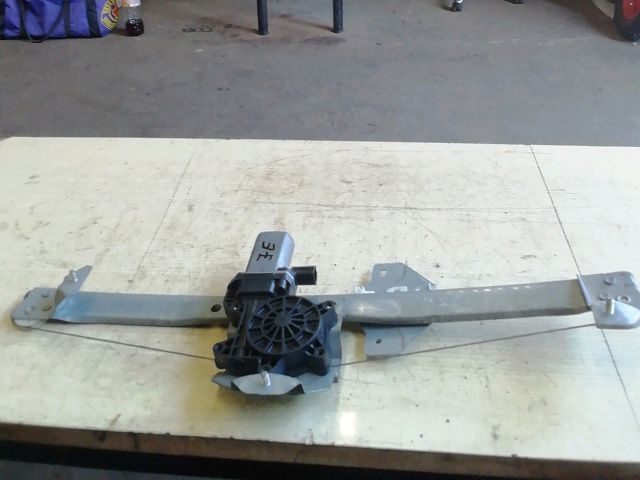 bontott DACIA LODGY Jobb első Ablakemelő Szerkezet (Elektromos)