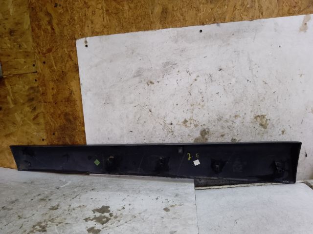 bontott DACIA LODGY Jobb első Ajtó Díszléc