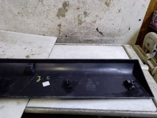 bontott DACIA LODGY Jobb első Ajtó Díszléc