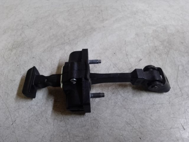 bontott DACIA LODGY Jobb első Ajtóhatároló