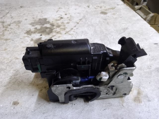 bontott DACIA LODGY Jobb első Ajtózár