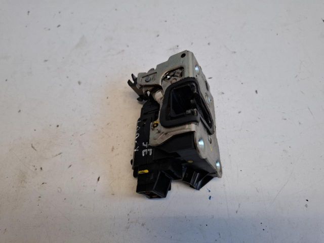 bontott DACIA LODGY Jobb első Ajtózár