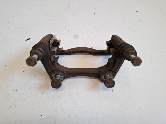 bontott DACIA LODGY Jobb első Féltengely Tartó