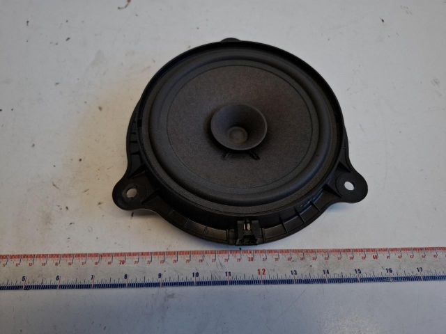 bontott DACIA LODGY Jobb első Hangszóró