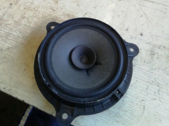 bontott DACIA LODGY Jobb első Hangszóró